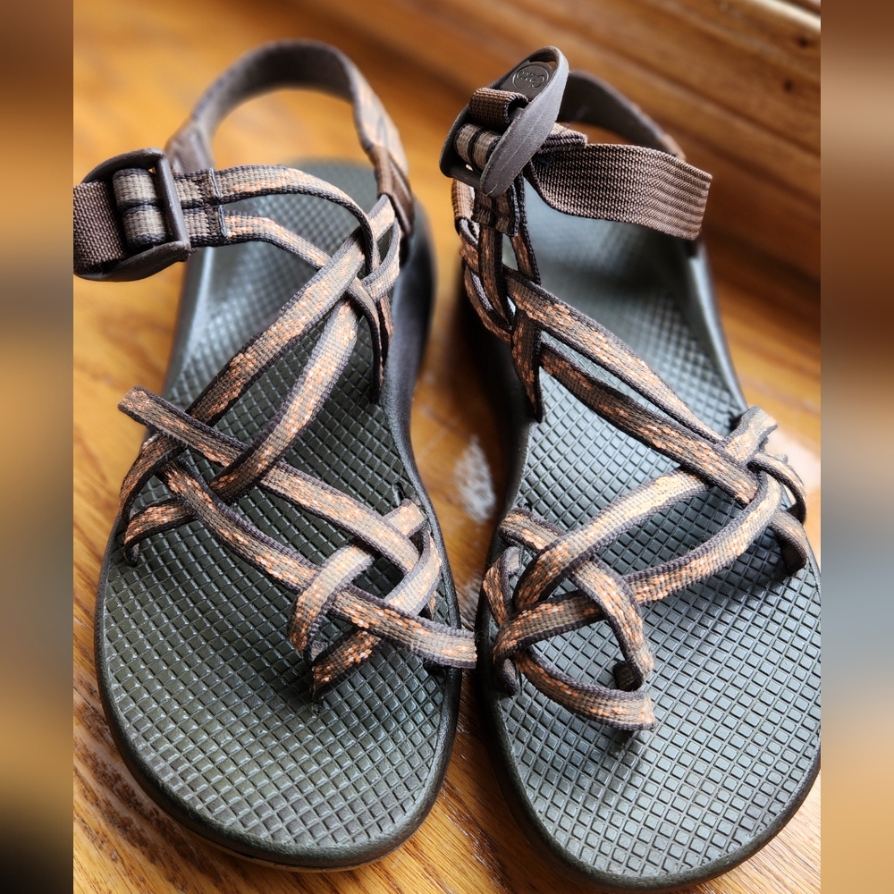 Chaco zx/2 Yampa Sandals Brown Orange Double Strap Toe Loop Women's 8